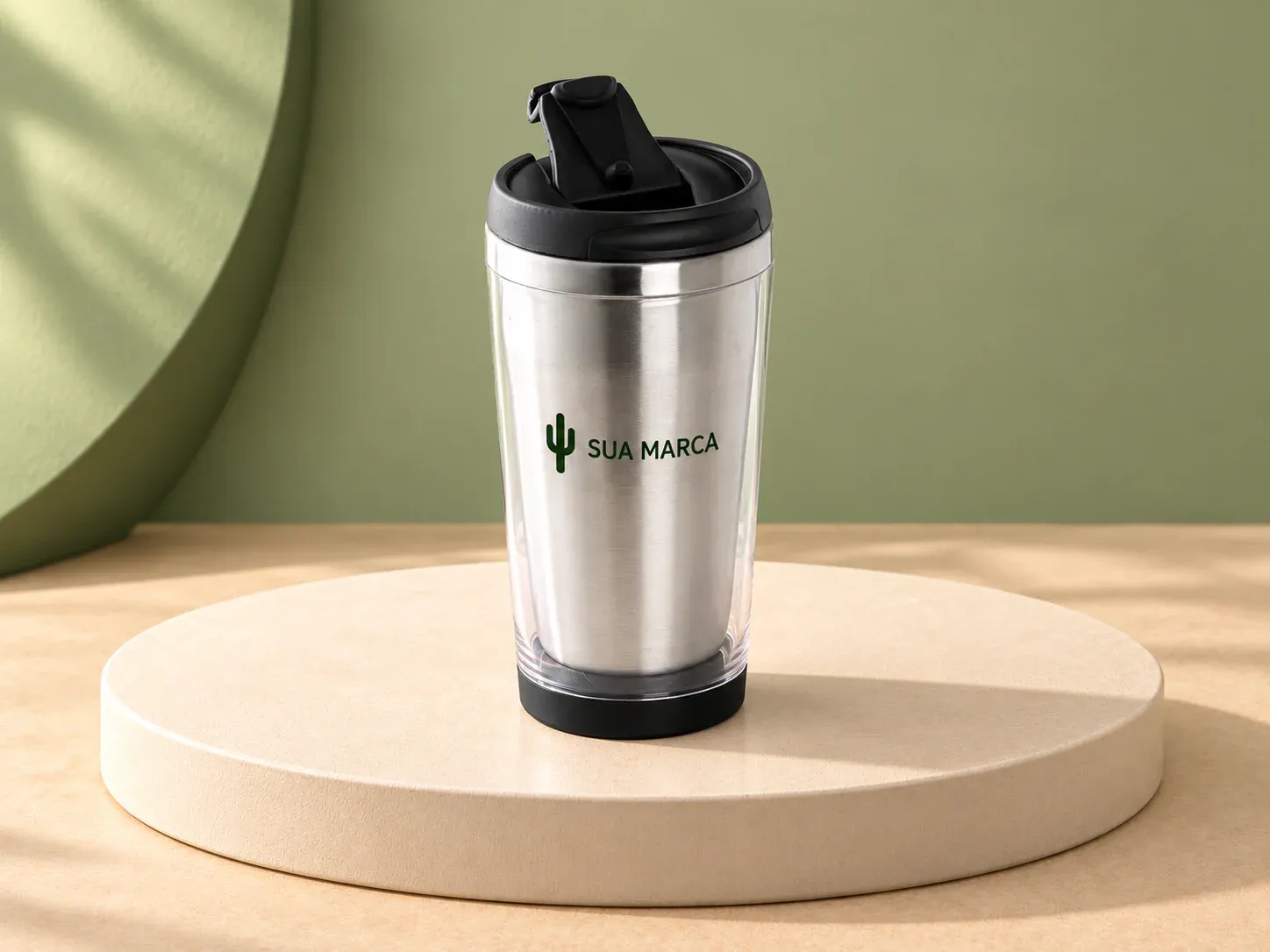 Copo inox 500 ml porta foto, com exemplo de personalização colorida: um cacto e o texto “SUA MARCA” impressos em cor