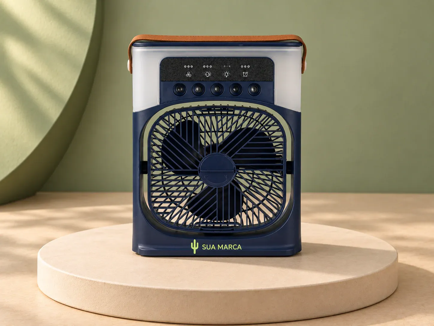 Climatizador USB com reservatório de água 600 ml, com exemplo de personalização colorida: um cacto e o texto “SUA MARCA” impressos em cor